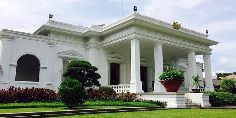 Begini Respon Istana soal Ambulans Dihentikan Saat Iring-iringan Jokowi Melintas