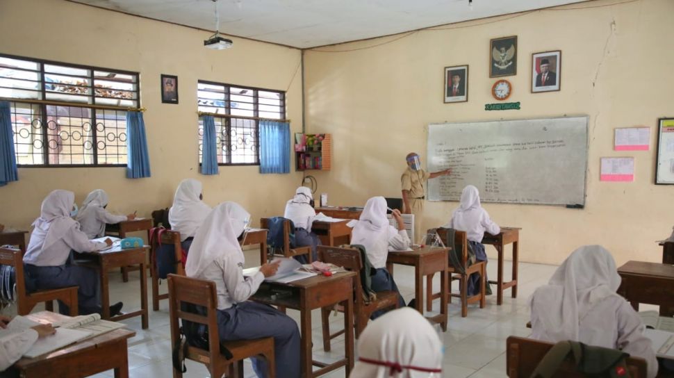Sekolah Rakyat Siap Dimulai 2025: Gratis, Berasrama, Butuh 60 Ribu Guru—Anggaran Rp 100 Miliar per Sekolah
