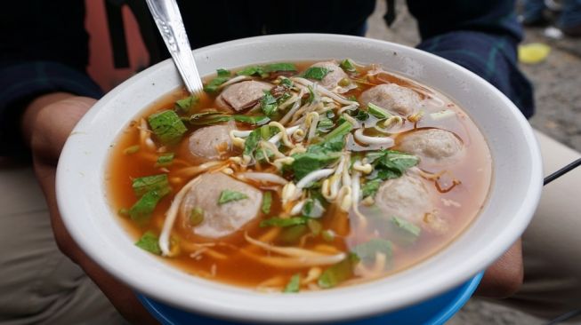 Sudah Hampir Habis Baru Sadar, Wanita Ini Diduga Tak Sengaja Makan Bakso Babi