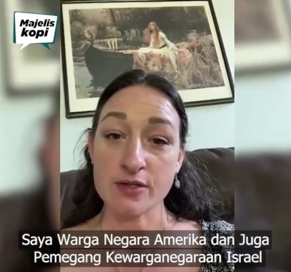 wanita yahudi ini menangis dukung palestina
