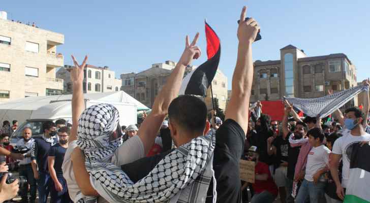 Protesters rally in Amman in solidarity with Palestine for third night