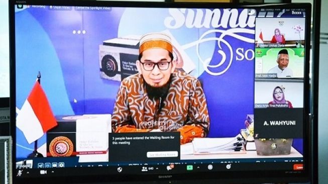 Suarakan Palestina, Aplikasi Dakwah Ustaz Adi Hidayat Hilang di Play Store