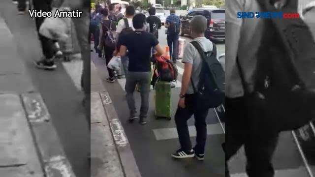 Puluhan WN China Tiba di Bandara Soetta di Tengah Larangan Mudik, Videonya Viral