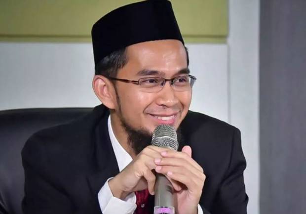 Merasa Difitnah, Ustaz Adi Hidayat Siapkan Pengacara: Jangan Ganggu Singa Sedang Berzikir