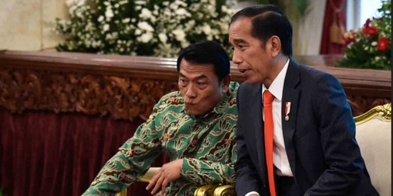 Soal Rumor Jokowi ke Golkar, Rocky Gerung: Busuk, 11-12 dengan Moeldoko