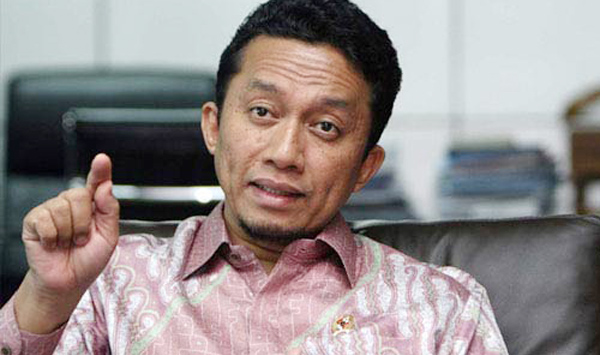 Tifatul-Sembiring-Klepon.jpg