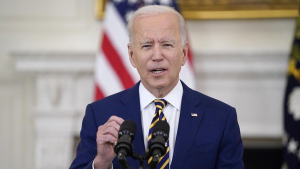 Taliban Berkuasa, Biden Salahkan Militer Afghanistan yang Enggan Bertempur