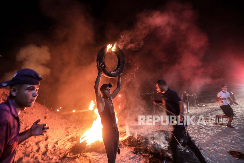 Gaza Diserang Israel Selama Tiga Malam
