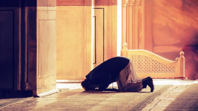 Ilustrasi salat, sholat, ibadah. [Shutterstock]