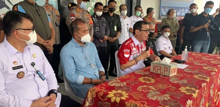 Menkumham Yasonna Laoly memberikan keterangan pers di Lapas Klas I Tangerang. Foto Indoposco
