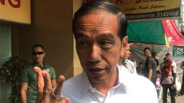 Jokowi 3 Periode? Pengamat Politik Beri Peringatan: Awas, Insiden 1998 Bisa Terulang Kembali!