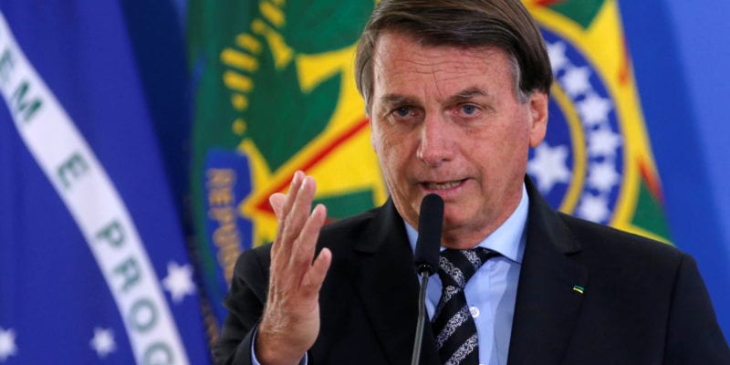 Kaitkan Vaksinasi Covid-19 dengan AIDS, Konten Bolsonaro Diblokir Facebook Cs