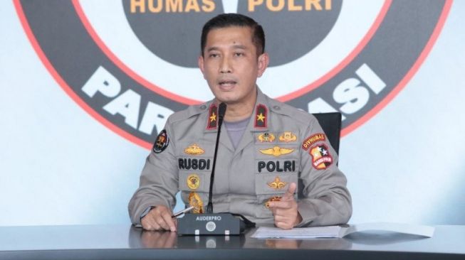 Enggan Ikut Campur Soal Temuan Bendera HTI, Polri: Itu Masalah Internal KPK