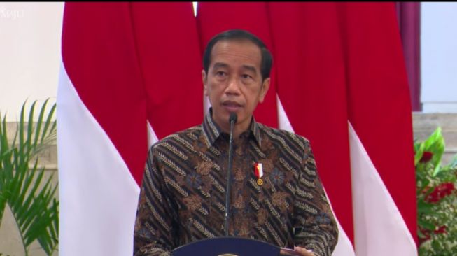 Kereta Cepat Jakarta-Bandung Pakai APBN, Partai Ummat Sebut Jokowi Pembohong