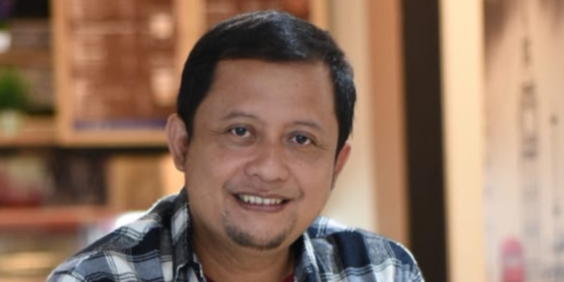 Ubedilah Badrun Dicopot dari UNJ, Adhie Massardi Sebut KPK Masih Dikendalikan Jokowi