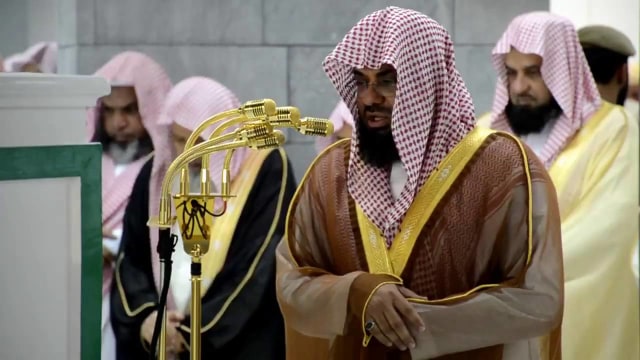 Mengintip Gaji Bulanan Para Imam Masjidil Haram, Jumlahnya Mengejutkan