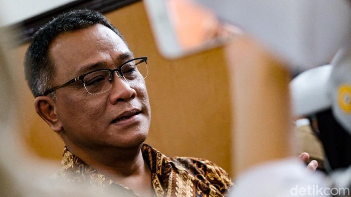 Jumhur: Jokowi Anti Sains, IKN Pasti Berantakan