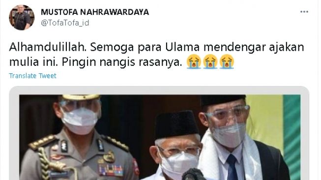Cuitan Mustofa Nahrawardaya (twitter.com/@TofaTofa_id)