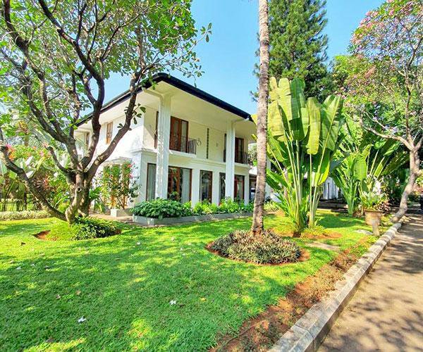 Rumah Bagus jalan Ampera Kemang Luas 1 hektar Murah dibawah NJOP 17,5  juta/m | Dijual.co.id