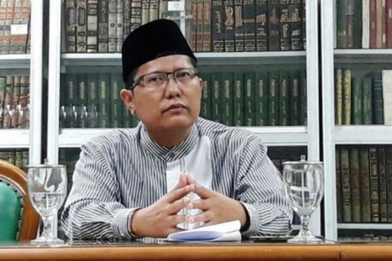 Cholil Nafis Serukan Umat Islam Patuhi Fatwa Ijtima soal Larangan Salam 'Oplosan' Agama