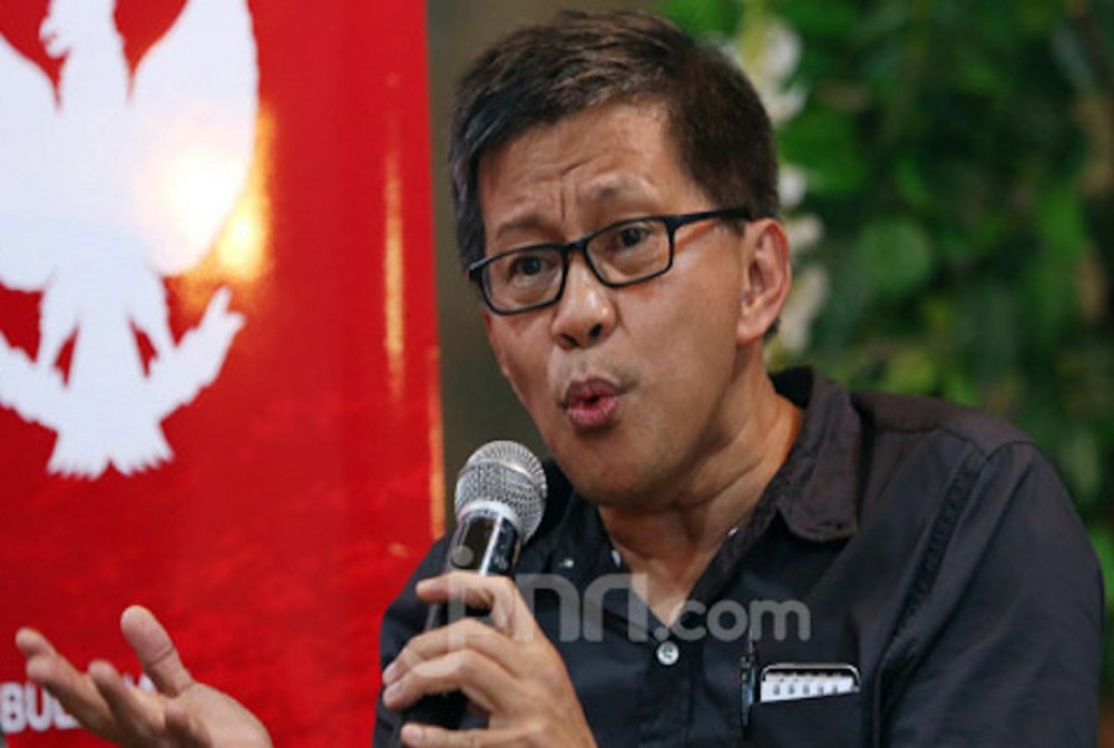 Kebijakan Pemerintah Berantakan di Tangan Jokowi, Kata Rocky - GenPI.co