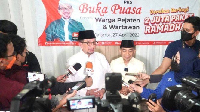Ketua Majelis Syura PKS Salim Segaf (kiri) dan Ketua F-PKS di DPR Jazuli Juwaini