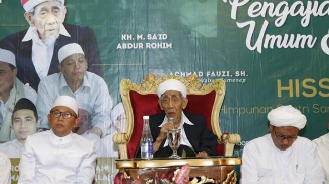 Rezeki Seret? Mbah Moen Ungkap Penyebabnya, Jangan-jangan Kamu Punya Kebiasaan Buruk Ini di Rumah!