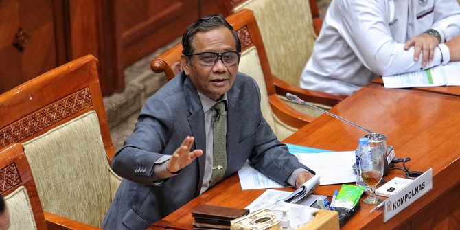 Dinilai Langgar UU TPPU, Mahfud MD Tantang Arteria: Berani Saudara ke Kepala BIN?