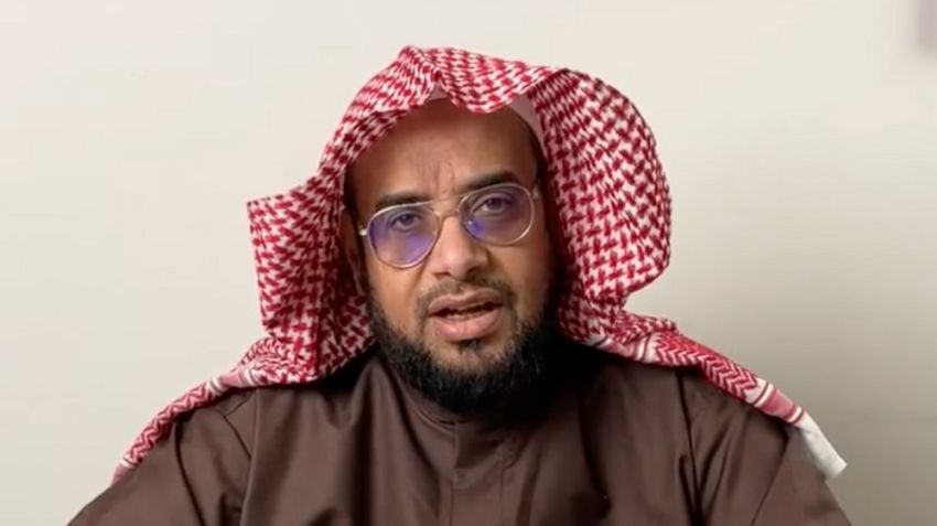 Ulama Saudi Emad Al-Moubayed, telah keluar dari Kerajaan