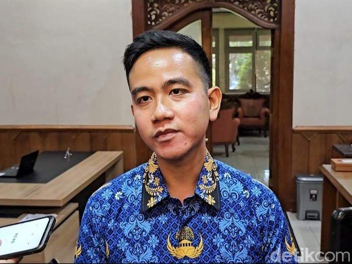Gibran Tak Hadiri Dialog Terbuka Muhammadiyah, Keder?