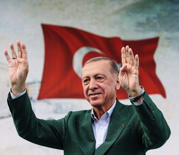 Erdogan Akui Terharu dengan Sambutan Meriah Indonesia