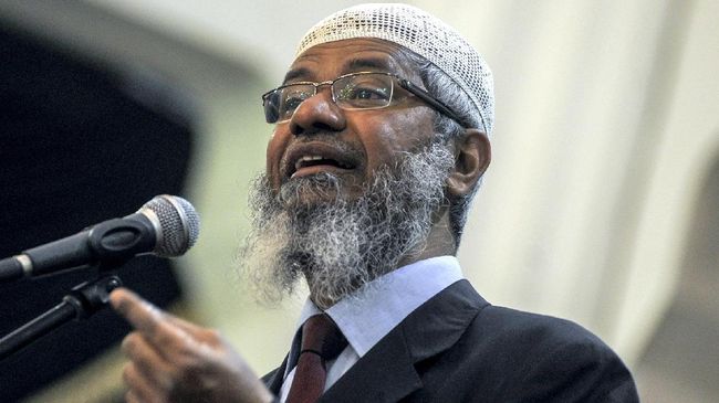 5 Kontroversi Zakir Naik, Termasuk Haramkan Piala Dunia Tapi ke Qatar