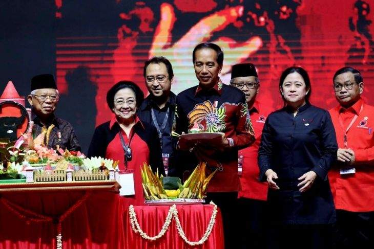 Pengamat: Isi pidato Megawati tak kerdilkan posisi Presiden Jokowi - ANTARA  News Jawa Timur