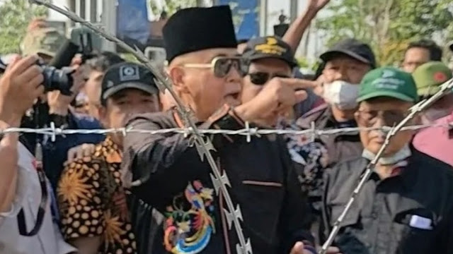 Pimpinan Ponpes Al Zaytun Panji Gumilang Ngaku Komunis Usai Didemo Ribuan Warga