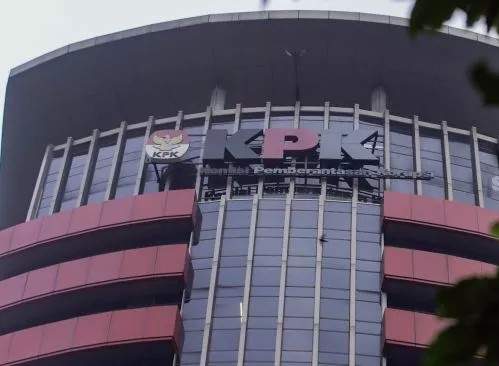 Adik Ipar Jokowi Disebut dalam Dugaan Kasus Suap Proyek Jalur Kereta Api