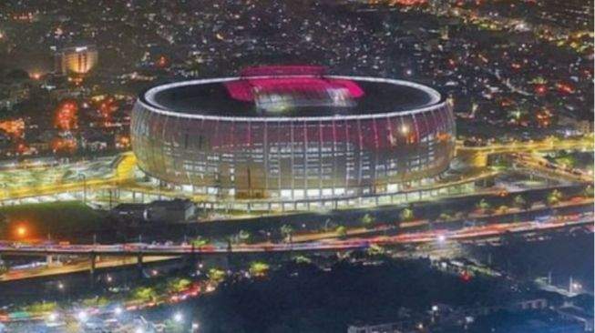 Puji Kemegahan JIS, Pelatih Timnas Brazil: Ini Sangat Gila!
