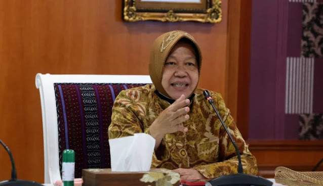 Rocky Gerung Kata-katain Jokowi, Omongan Mensos Risma Diungkit Loyalis Anies: Sialan Bener… Bajingan Kalian Semua!!