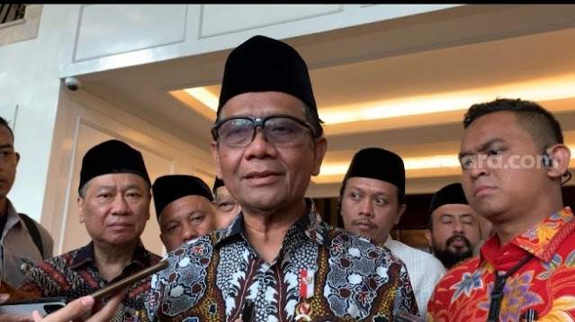 Sebut Hakim MK Bisa Diadili, Mahfud MD: Putusan Terkait Usia Capres Cawapres Bersifat Inkrah