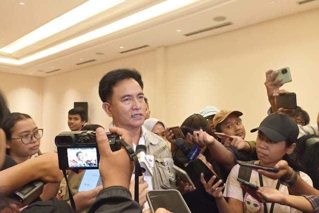 Pesan Yusril ke Gibran: Enggak Usah Maju Deh, daripada Timbul Masalah di Kemudian Hari