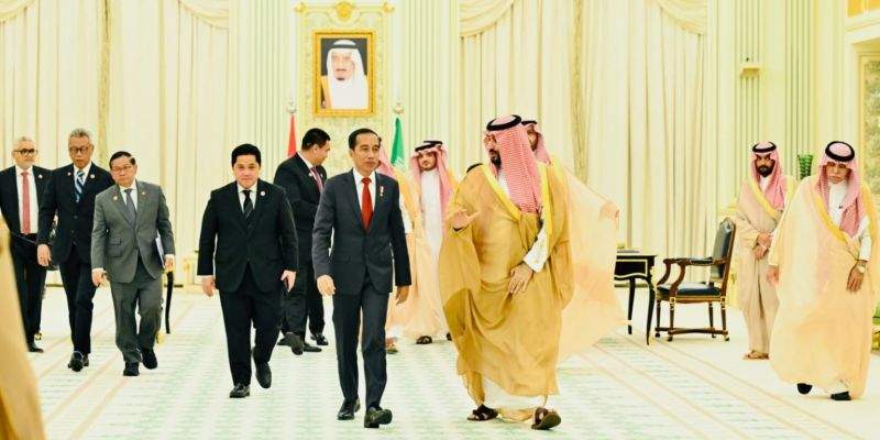 Bertemu Pangeran MBS, Jokowi Ajak Arab Saudi Selesaikan Masalah Palestina-Israel