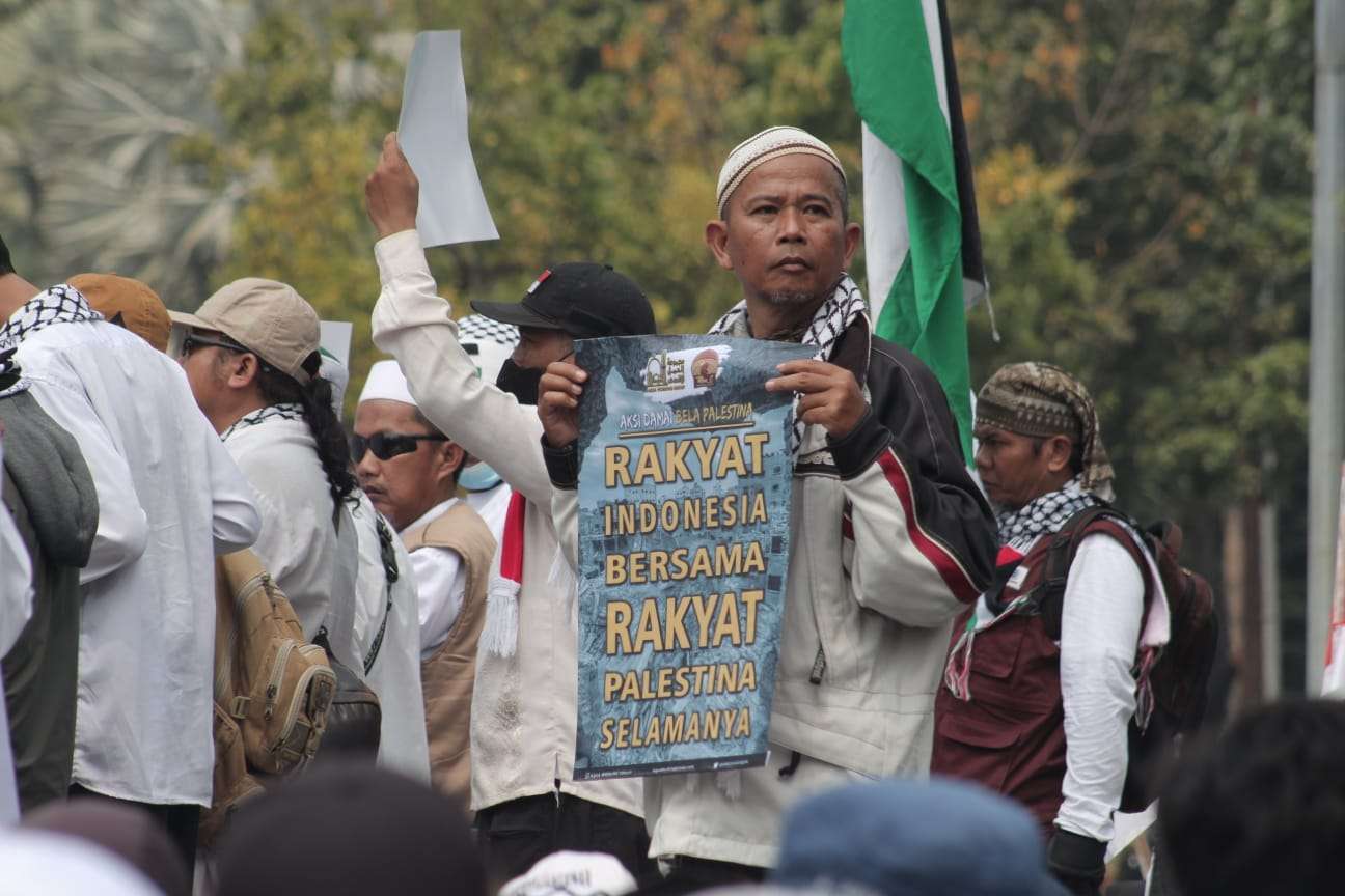 Rakyat Indonesia Semarakkan Aksi Bela Palestina di Depan Kedutaan AS di Jakarta