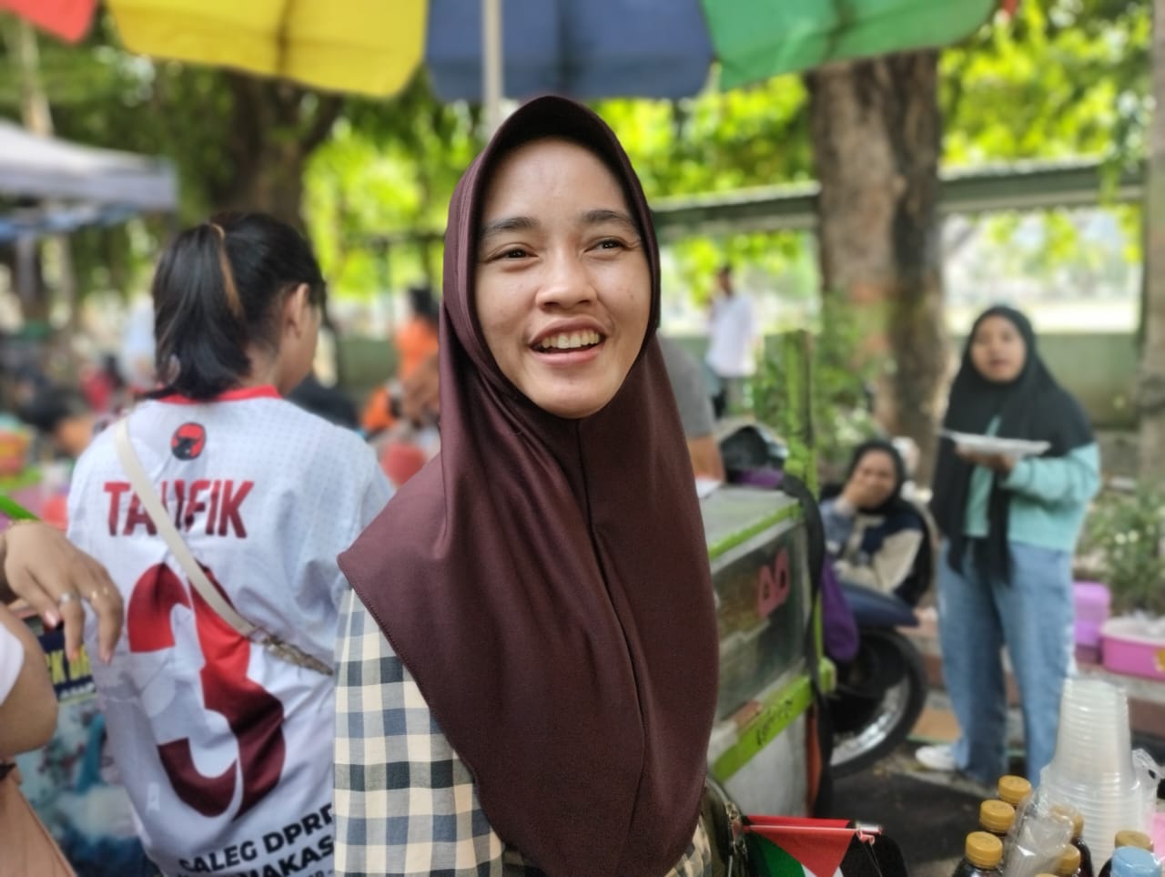 Kesaksian Pedagang di Acara Jalan Sehat Ganjar di Makassar: Kurang Pembeli, Nda Sama Waktu Anies Datang