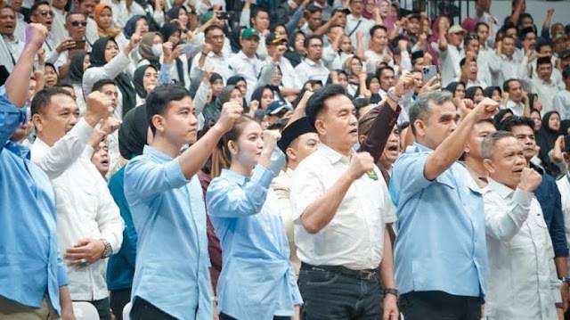 Soroti Mobilisasi Aparat Desa Dukung Prabowo-Gibran, Saiful Mujani: Mana @bawaslu_RI ? Netralitas Aparat Desa?