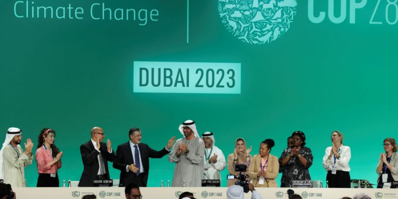 COP28 Satu Suara, Dunia Sepakat Tinggalkan Bahan Bakar Fosil