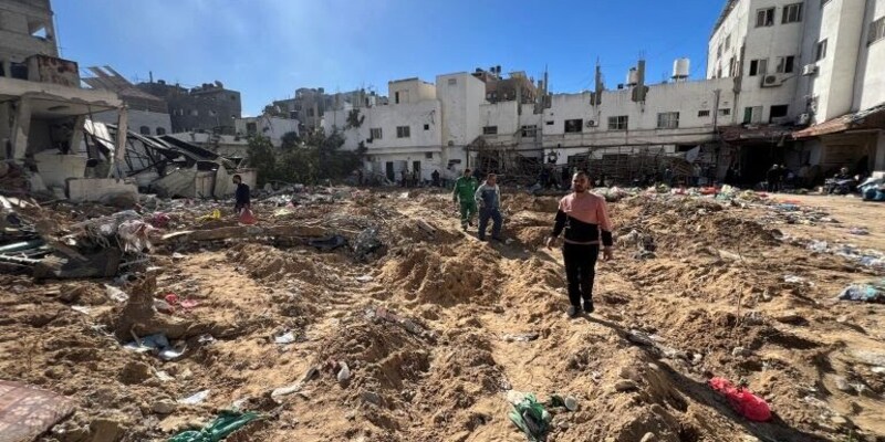 Biadab!, Tentara Zionis Lindas dan Kubur Hidup-hidup Puluhan Warga Gaza di RS Kamal Adwan