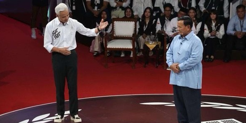 Alasan Debat Capres Tanpa Meja, KPU: Untuk Meyakinkan Rakyat Capres Kita Tahan Berdiri