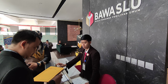 Karena Sebut Gibran Gila, Mahfud MD Dilaporkan ke Bawaslu