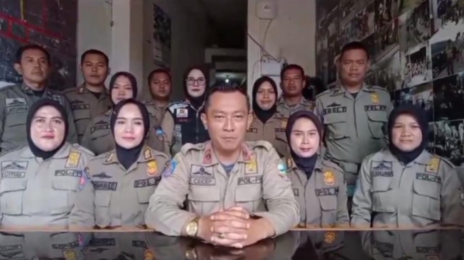 Satpol pp garut (X/@BaihakiRipki)