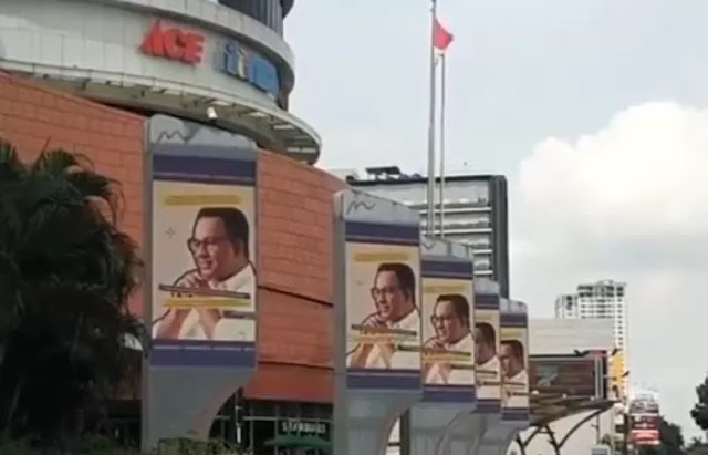 Fans K-Pop Buatkan Videotron untuk Dirinya, Anies Kaget: Oh My God, Ini Kan Mahal