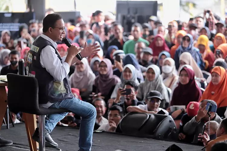 Tentang Orang Miskin, Anies Tidak Sependapat Dengan Dedi Mulyadi